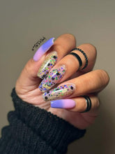Load image into Gallery viewer, Kennedi-Blue to Purple Thermal, Glow Nail Dip Powder
