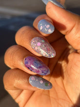 Load image into Gallery viewer, Sirena- Lavender, Pastel Chunky Glitter Nail Dip Powder
