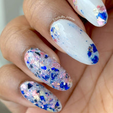 Load image into Gallery viewer, Taylor- White, Blue, Pink, Silver, Gold, Rose Gold, Foil Nail Dip Powder
