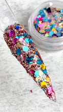 Load and play video in Gallery viewer, Mia- Gold, Rose Gold, Pink, Blue,  Glitter Nail Dip
