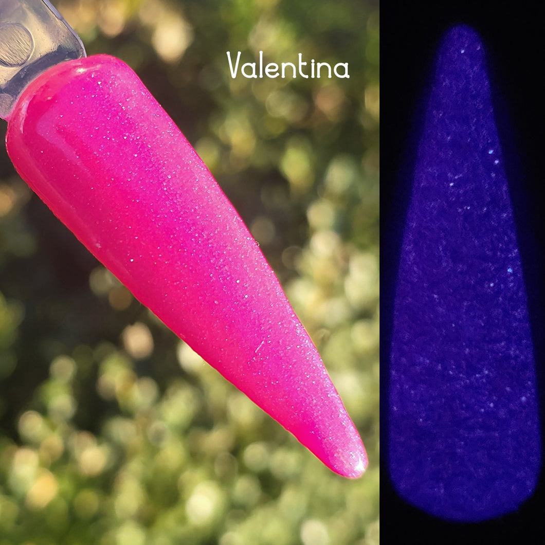 Valentina -Fuchsia Glow Nail Dip Powder