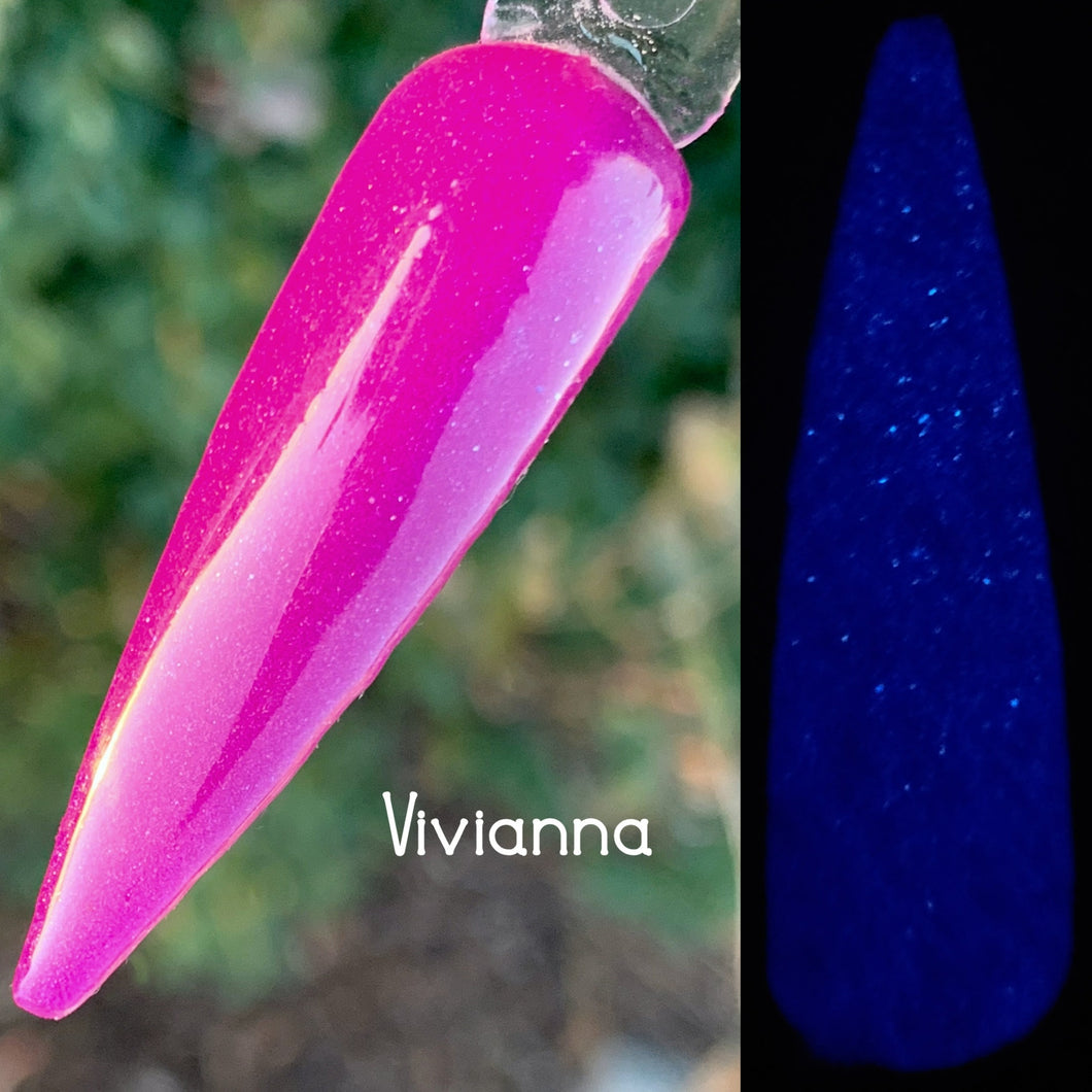 Vivianna -Purple Glow Nail Dip Powder
