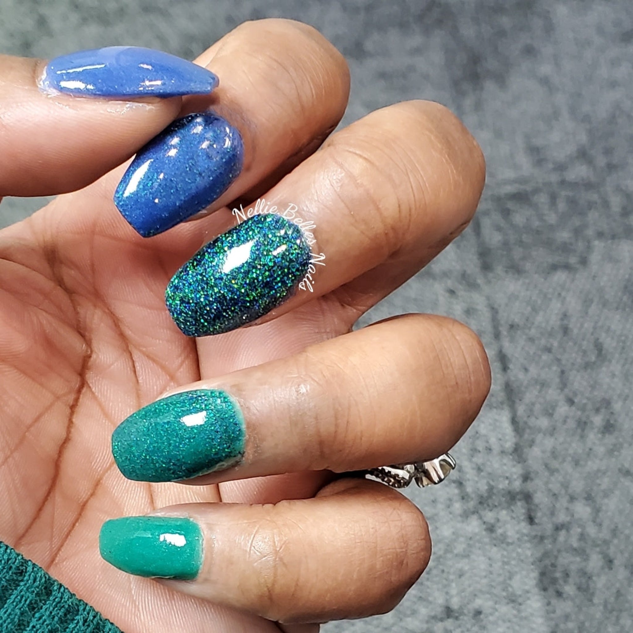 Dip powder over my real nails.. navy blue glitter ombre 🤗 : r/Nails
