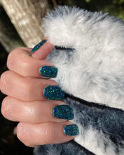 Load image into Gallery viewer, Forest Wisps- Green/Blue Glitter Nail Dip Powder
