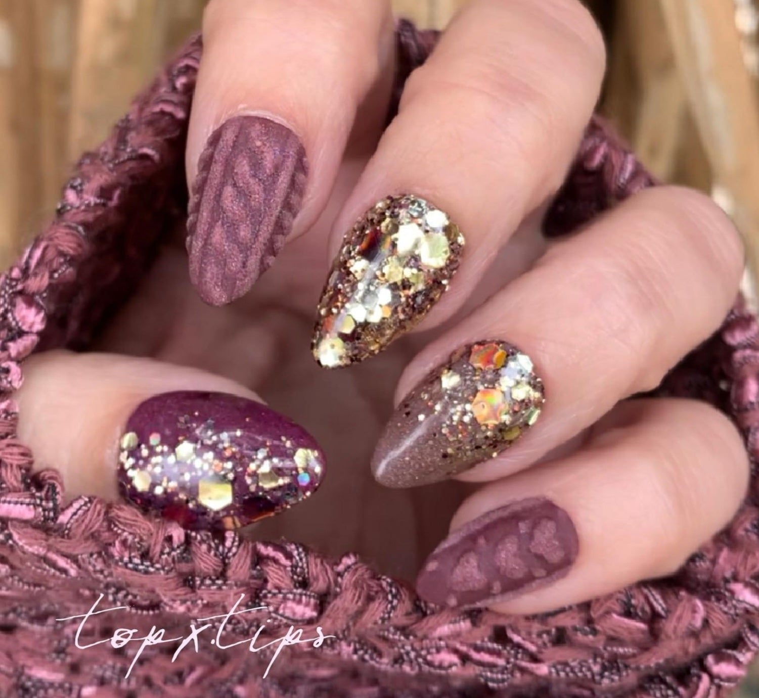 11.17 Ultra - Champagne, Brown and Gold Chunky Glitter Nail Dip Powder