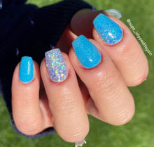 Load image into Gallery viewer, Ice Ice Lady- Blue Glitter Nail Dip Powder
