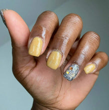 Load image into Gallery viewer, Resolutions- Silver, Gunmetal and Gold Glitter Nail Dip Powder
