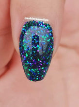 Load image into Gallery viewer, Strut-  Blue, Purple, Teal Peacock Nail Dip Powder
