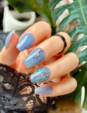 Load image into Gallery viewer, Baby&#39;s Breath- Blue, Pink Shimmer Nail Dip Powder
