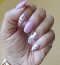 Load image into Gallery viewer, Gabrielle- Mauve Glitter, Flakes Nail Dip Powder
