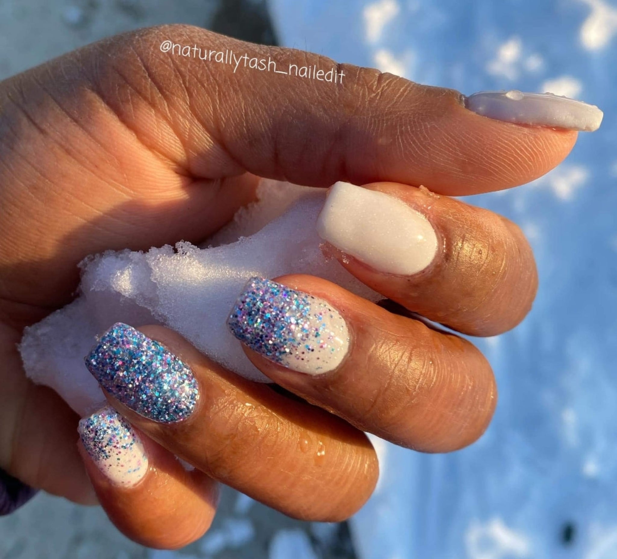 Periwinkle Twinkle, reflective glitter dip powder